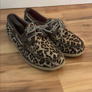 Rare Vintage Leopard Print Sperry Top Sliders